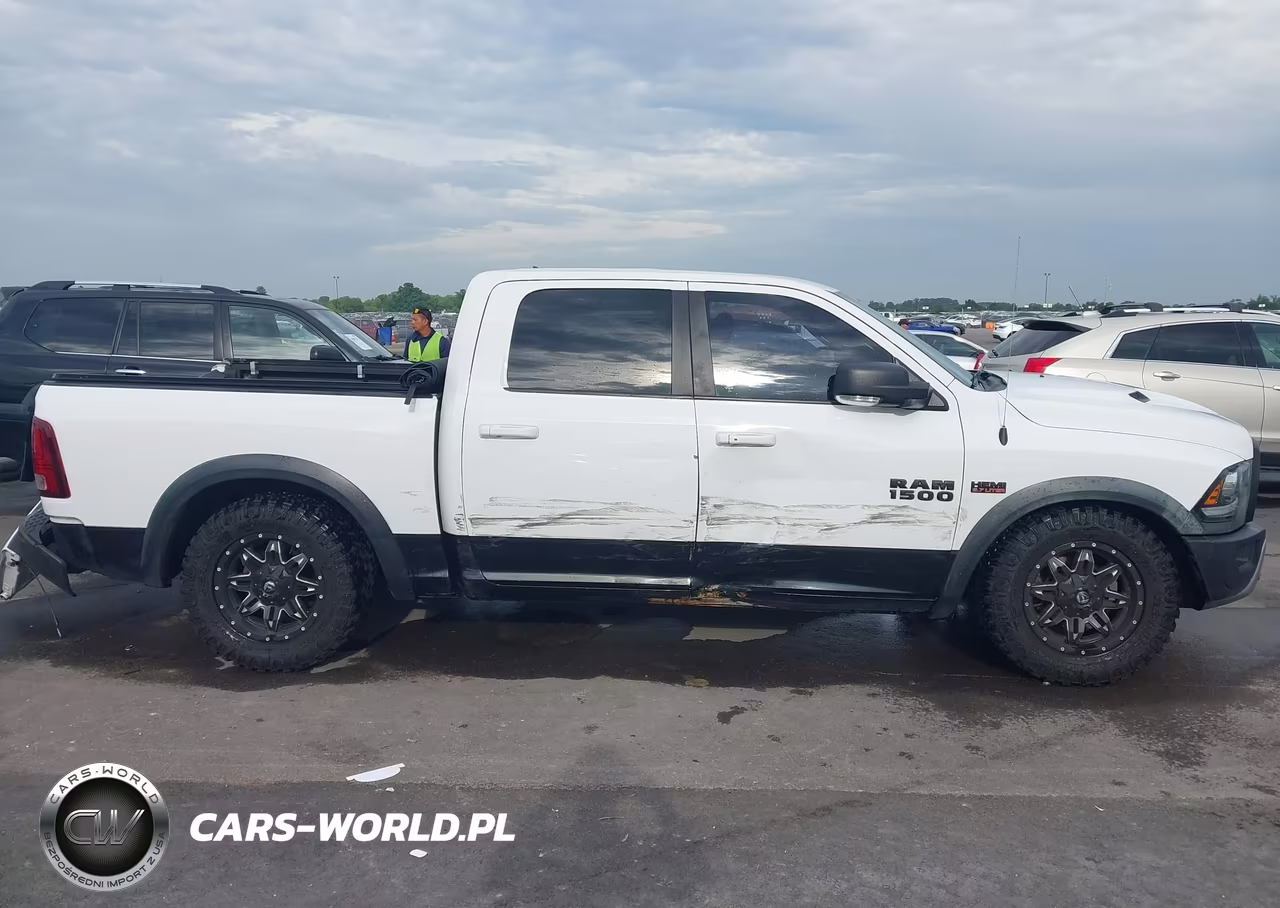 2016 Ram 1500 Rebel VIN:1C6RR7YT8GS212431 - 13