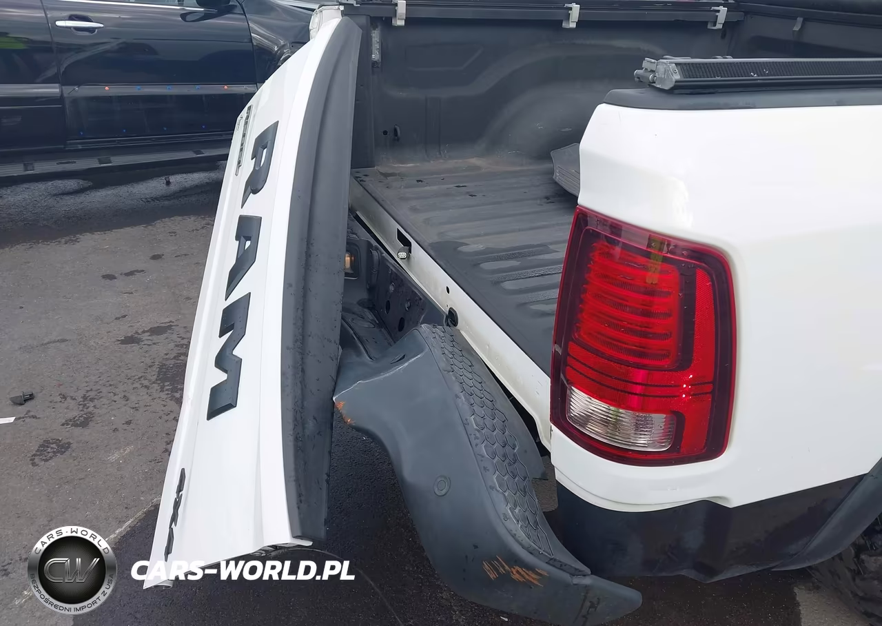 2016 Ram 1500 Rebel VIN:1C6RR7YT8GS212431 - 17