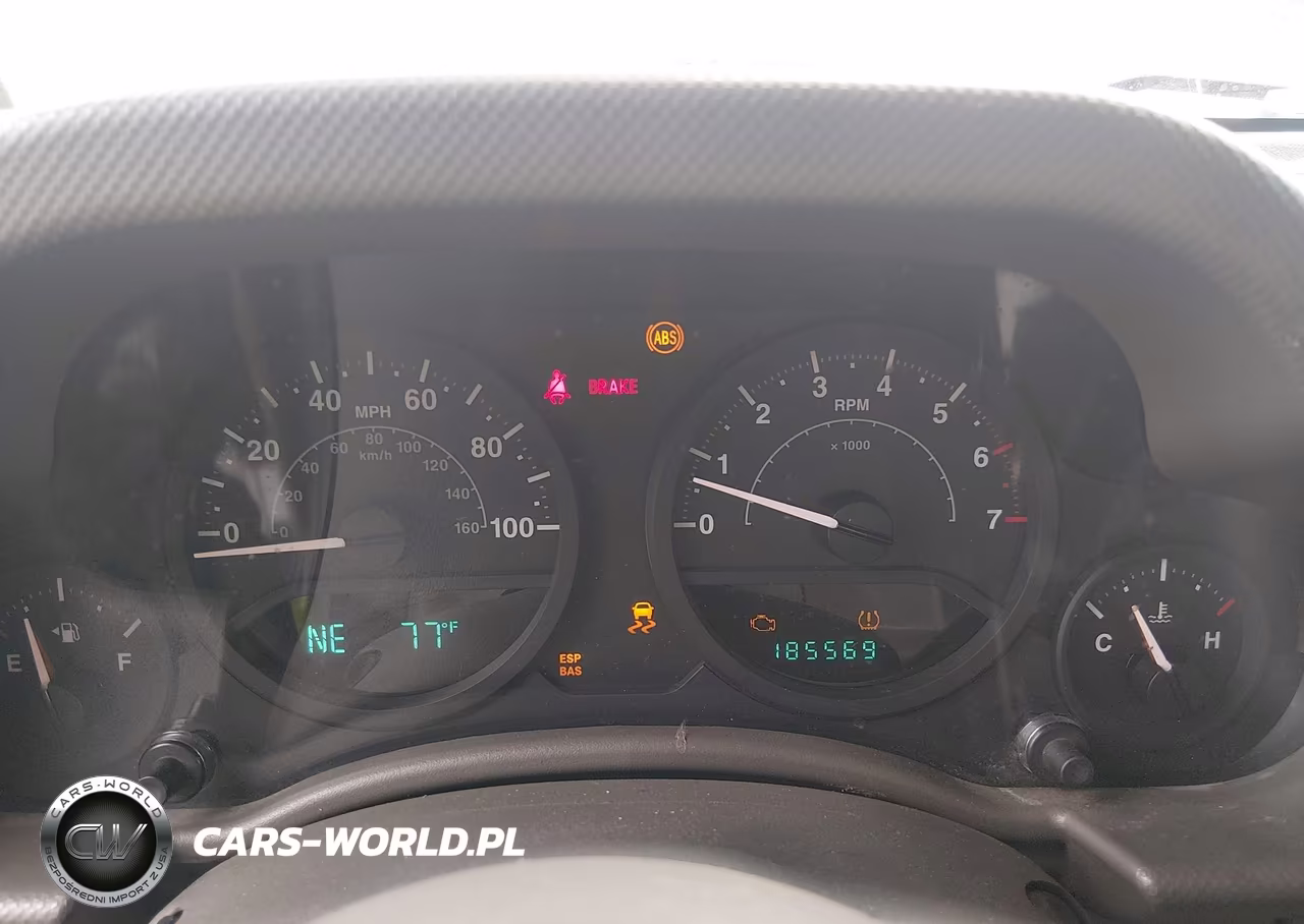 2009 Jeep Wrangler X VIN:1J4FA24109L741468 - 7