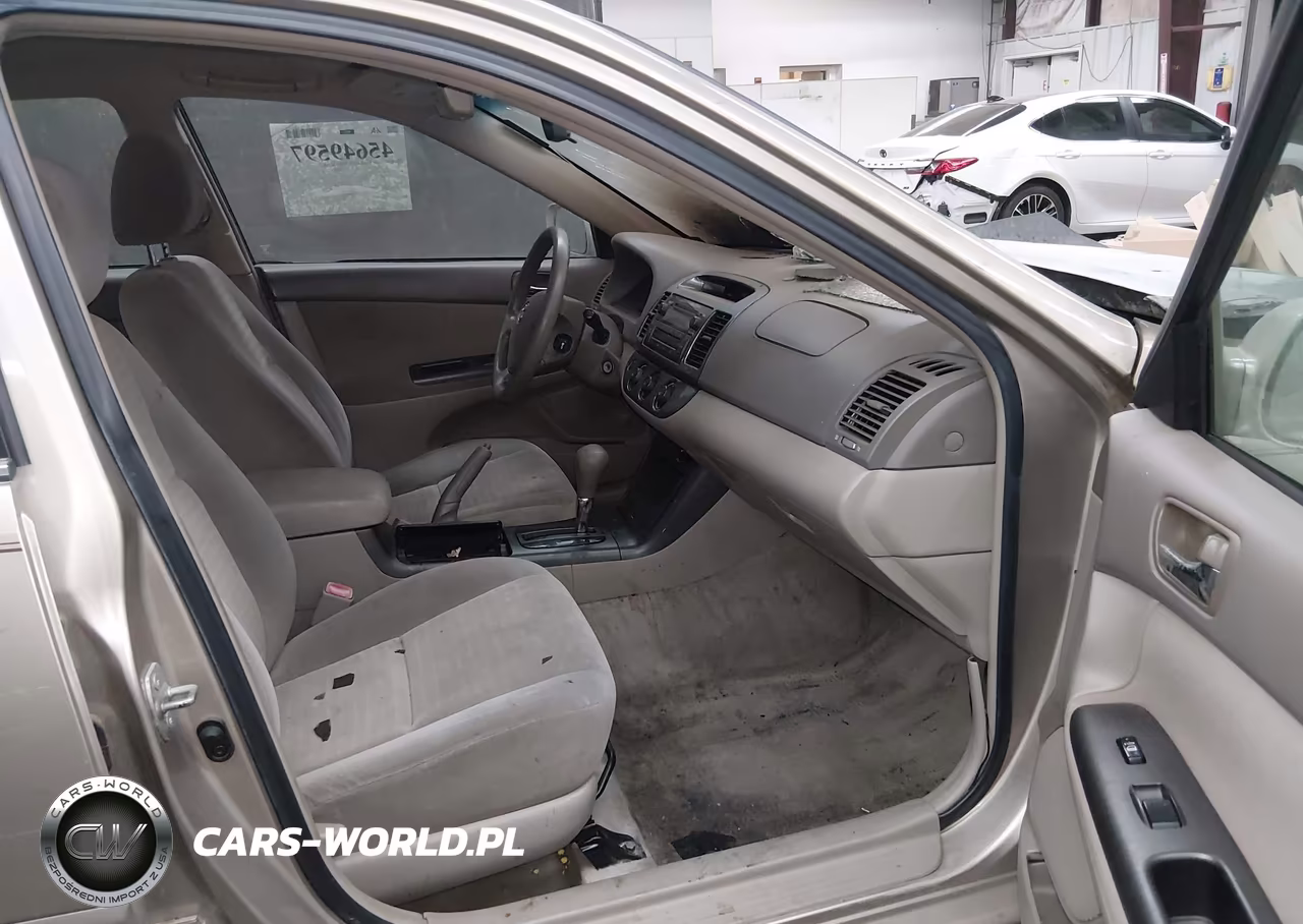 2005 Toyota Camry Le VIN:4T1BE32KX5U034291 - 5