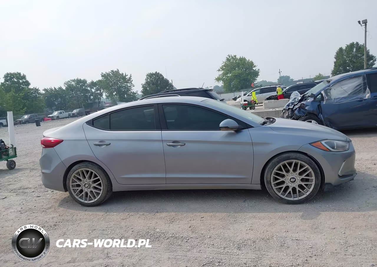 2017 Hyundai Elantra Se VIN:5NPD84LF0HH097846 - 13