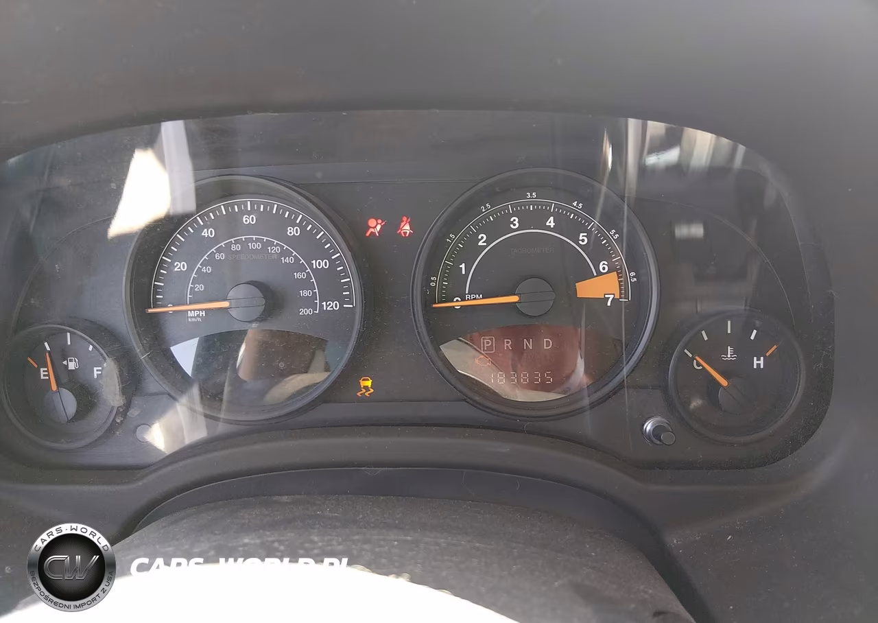 2015 Jeep Patriot Latitude VIN:1C4NJRFB0FD304320 - 7