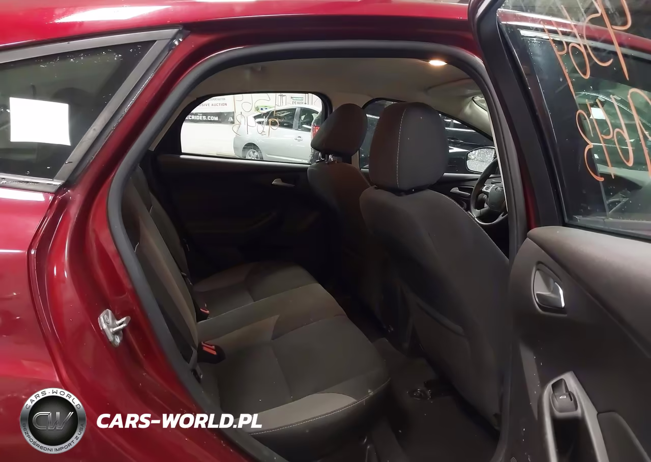 2014 Ford Focus Se VIN:1FADP3K23EL343961 - 8