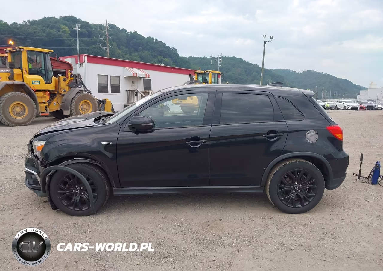 2018 Mitsubishi Outlander Sport 2.0 Le VIN:JA4AR3AU1JU008822 - 14
