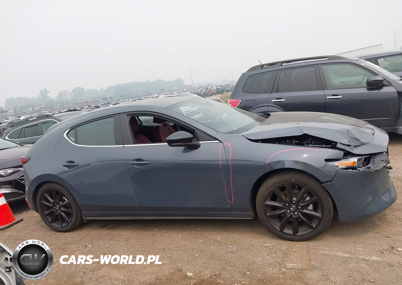 2026 Mazda Mazda3 2.5 S Carbon Edition VIN:JM1BPBLL1T1862244 - 13