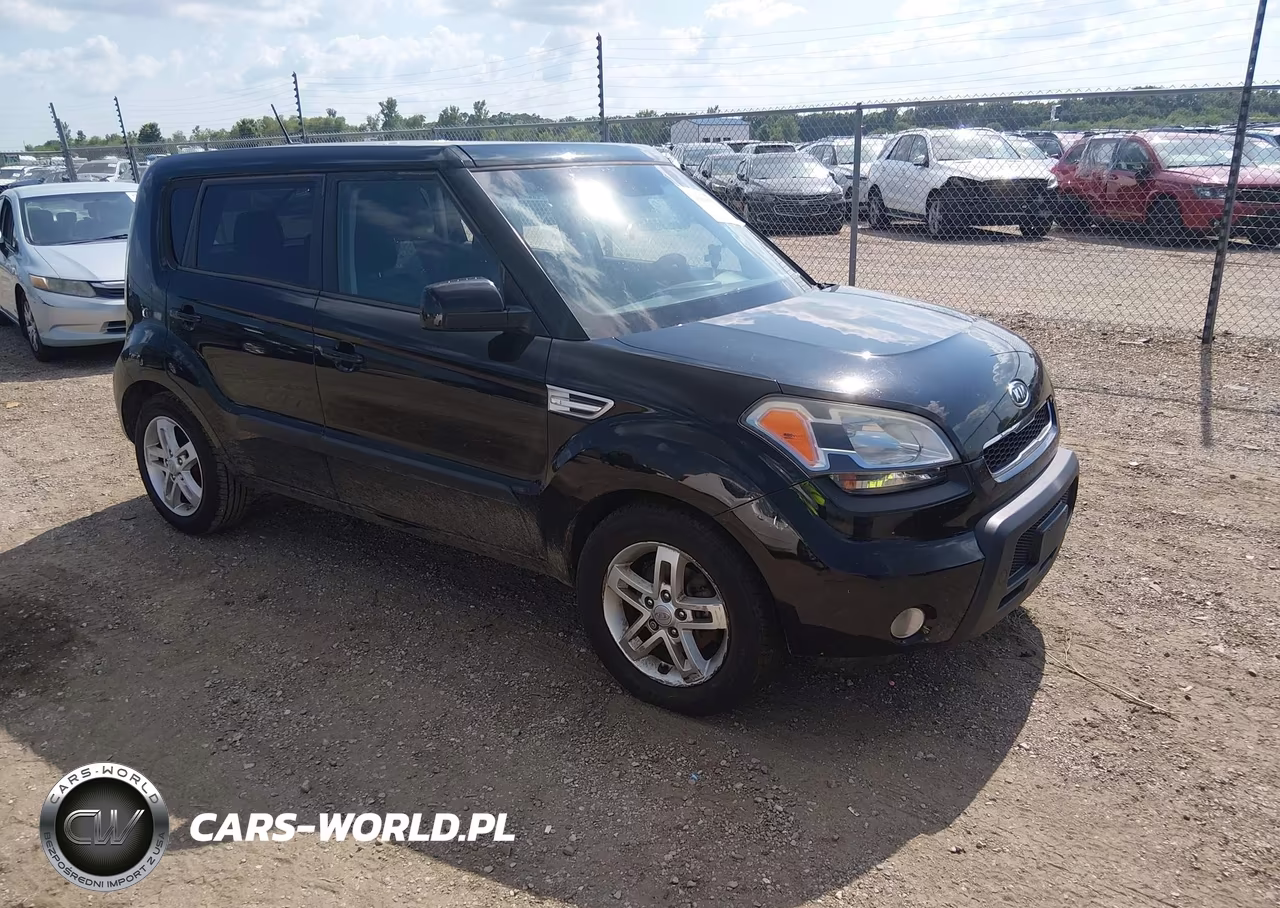 2011 Kia Soul +
