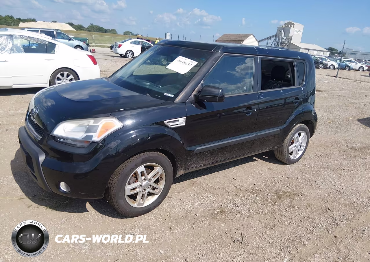 2011 Kia Soul + VIN:KNDJT2A20B7237296 - 2