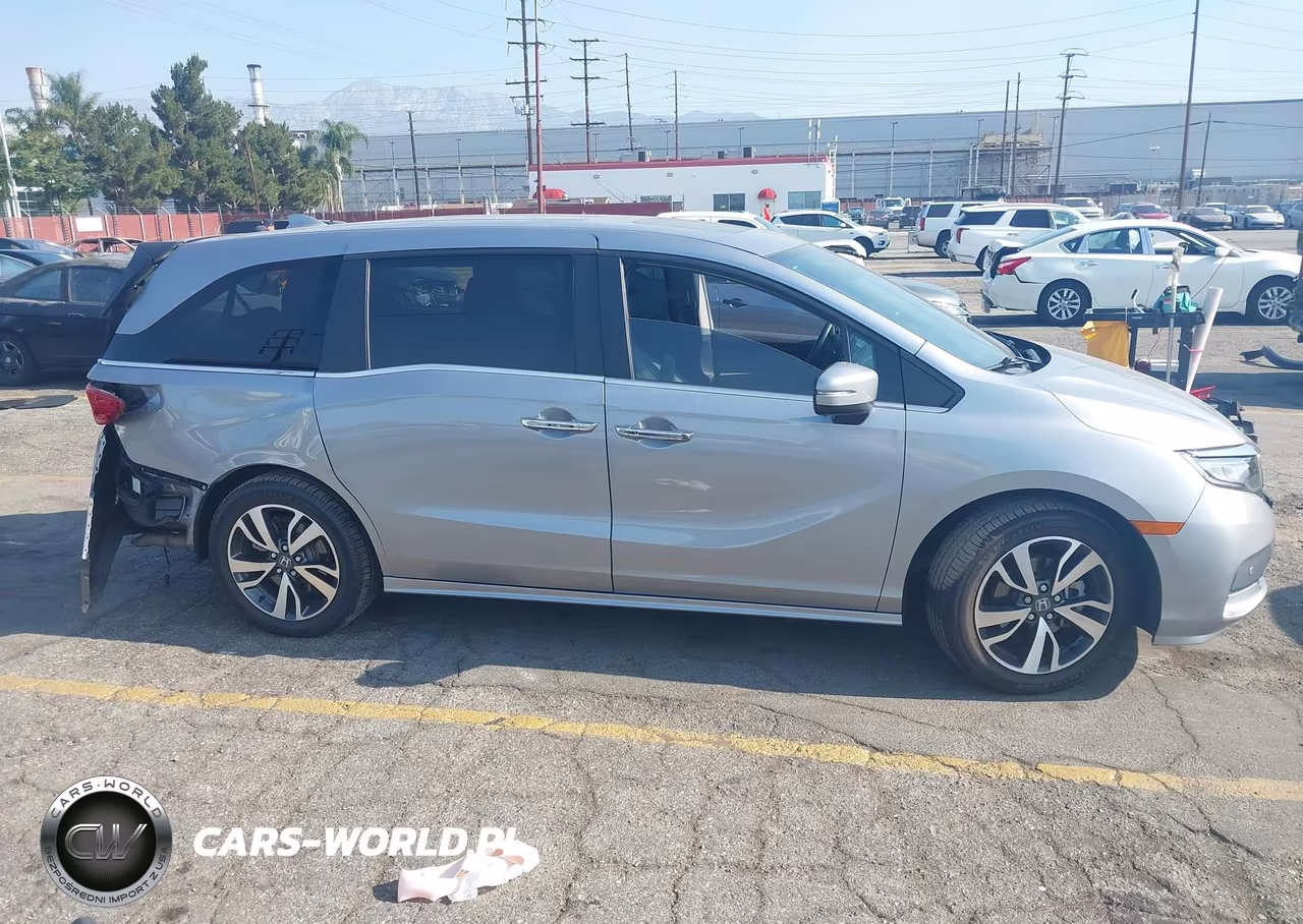 2024 Honda Odyssey Touring VIN:5FNRL6H82RB031180 - 13
