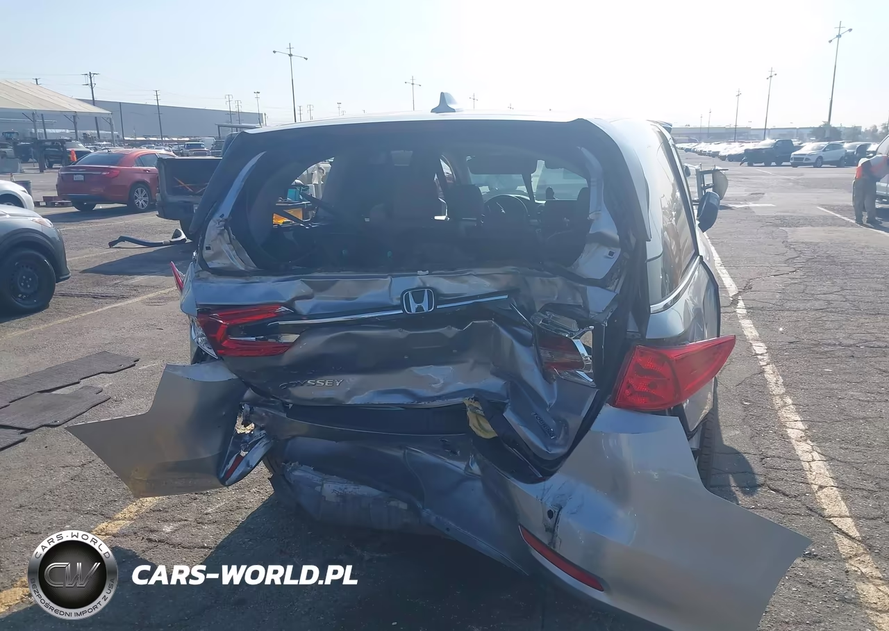 2024 Honda Odyssey Touring VIN:5FNRL6H82RB031180 - 16
