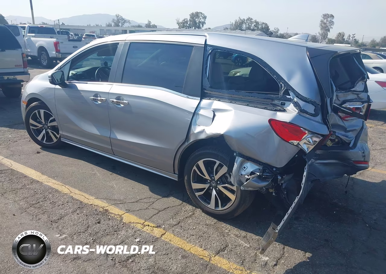 2024 Honda Odyssey Touring VIN:5FNRL6H82RB031180 - 3