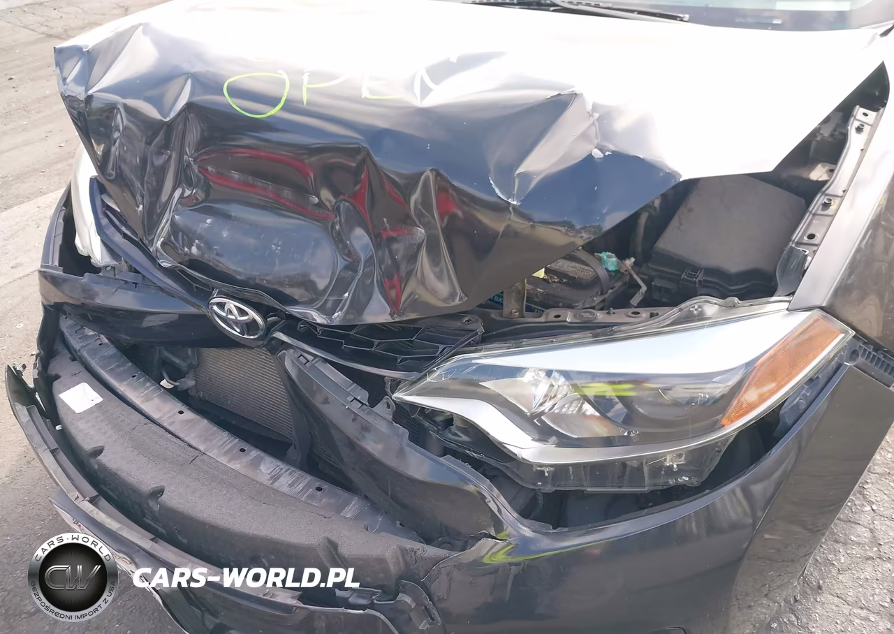 2015 Toyota Corolla S Plus VIN:5YFBURHE0FP251004 - 12