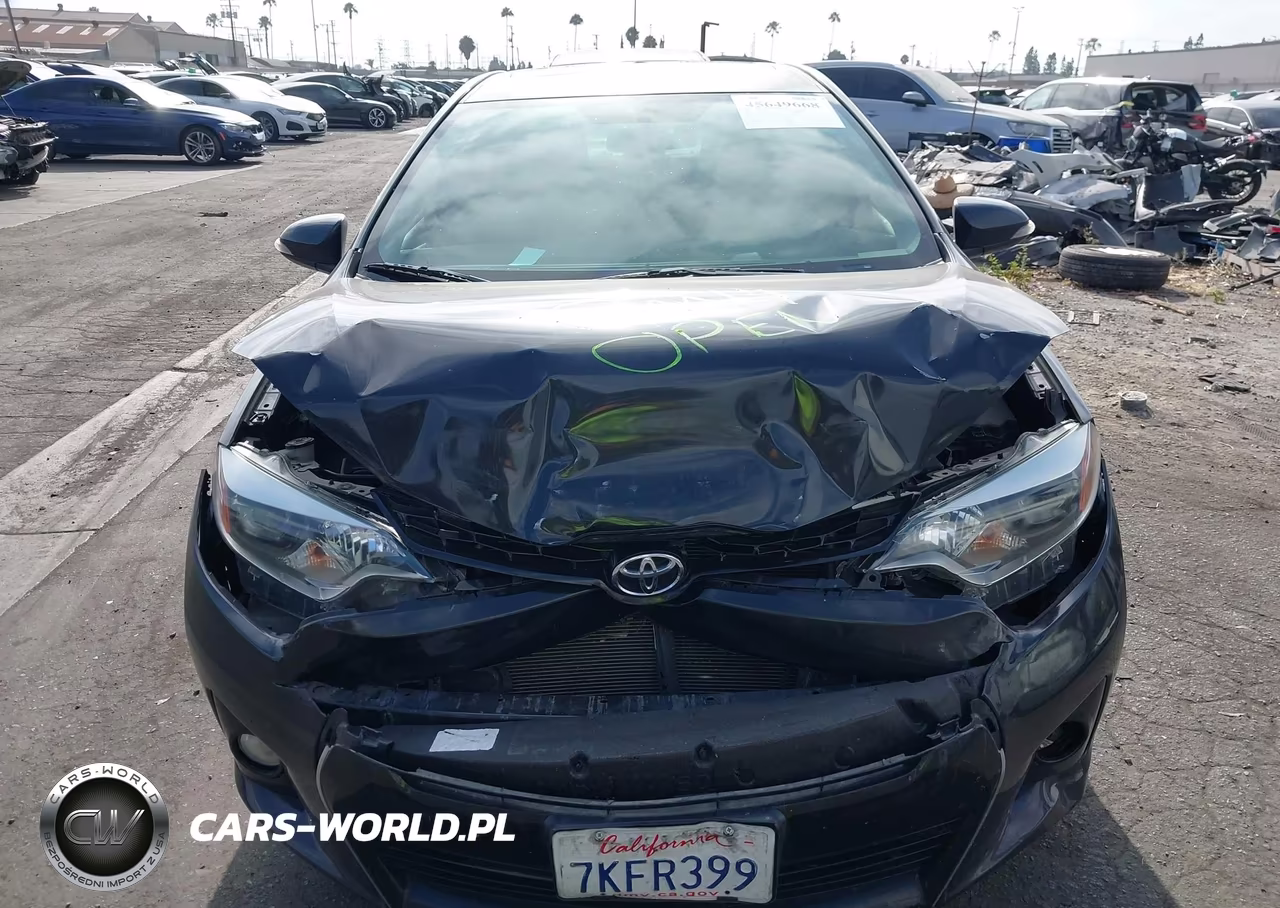 2015 Toyota Corolla S Plus VIN:5YFBURHE0FP251004 - 13