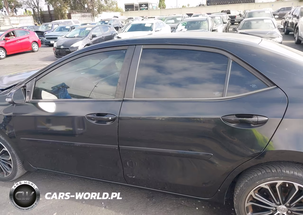 2015 Toyota Corolla S Plus VIN:5YFBURHE0FP251004 - 15