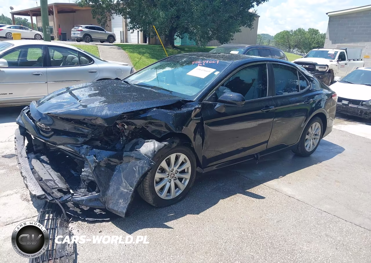 2020 Toyota Camry Le VIN:4T1C11AK7LU974518 - 2