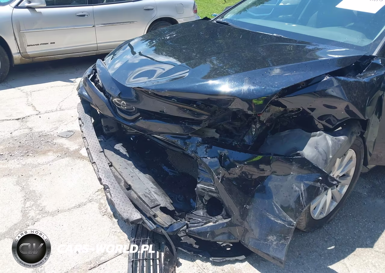 2020 Toyota Camry Le VIN:4T1C11AK7LU974518 - 6