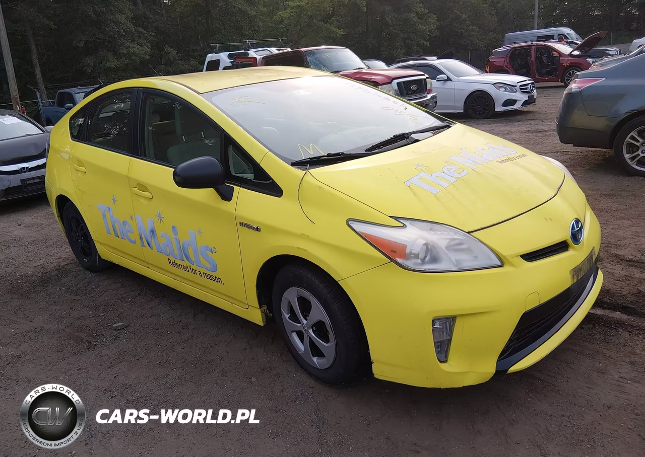 2013 Toyota Prius Two VIN:JTDKN3DU9D1651443 - 1