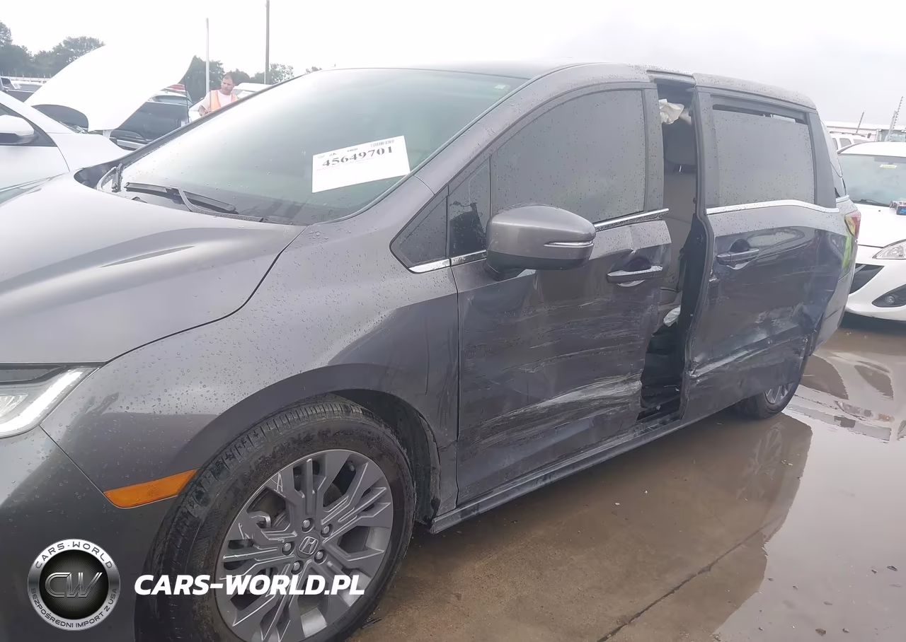 2026 Honda Odyssey Touring VIN:5FNRL6H85TB021203 - 6