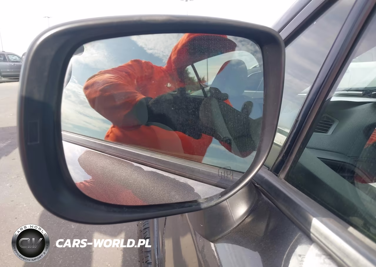 2019 Subaru Crosstrek 2.0I Premium VIN:JF2GTACC1K8246787 - 17