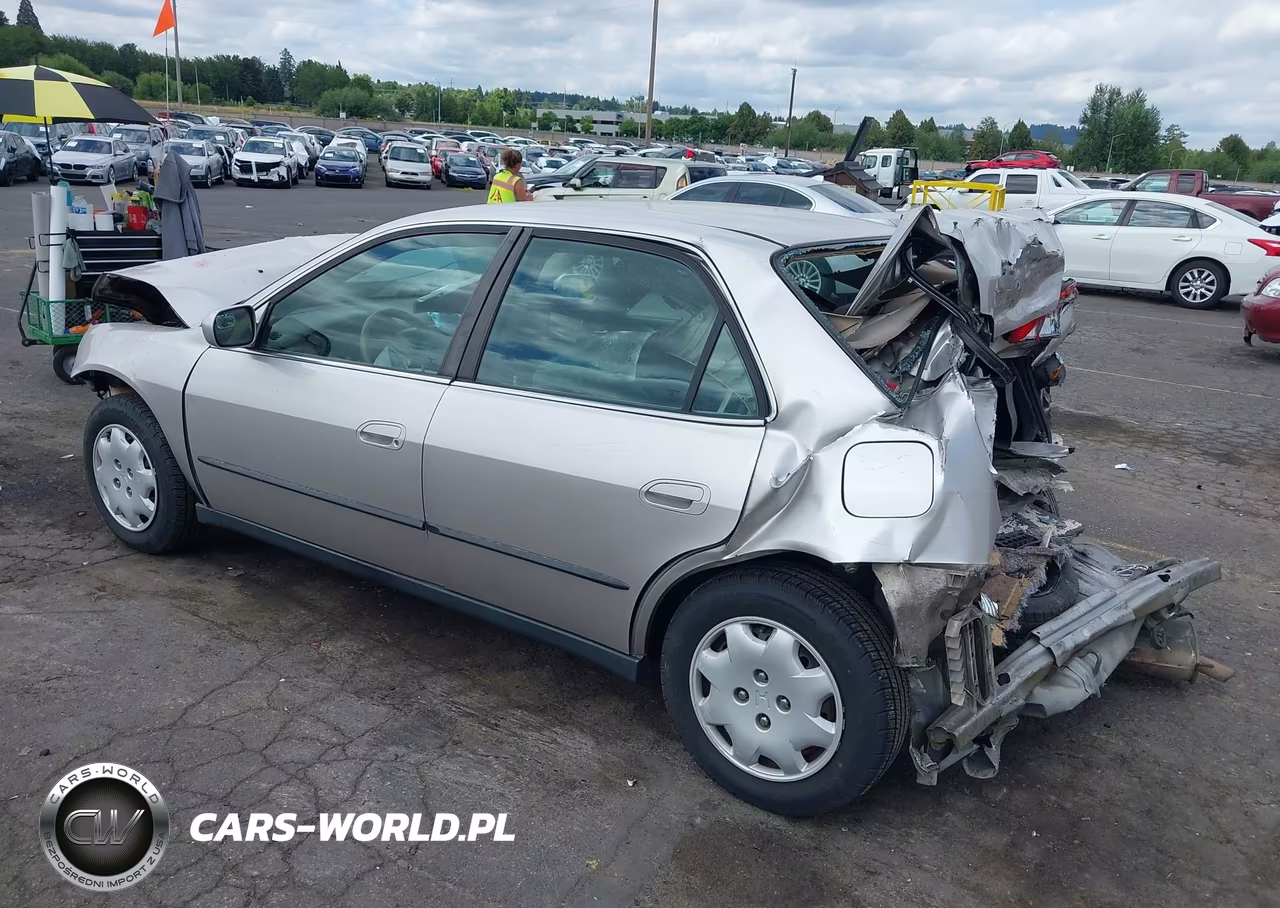 1998 Honda Accord Lx VIN:1HGCG5641WA080946 - 3