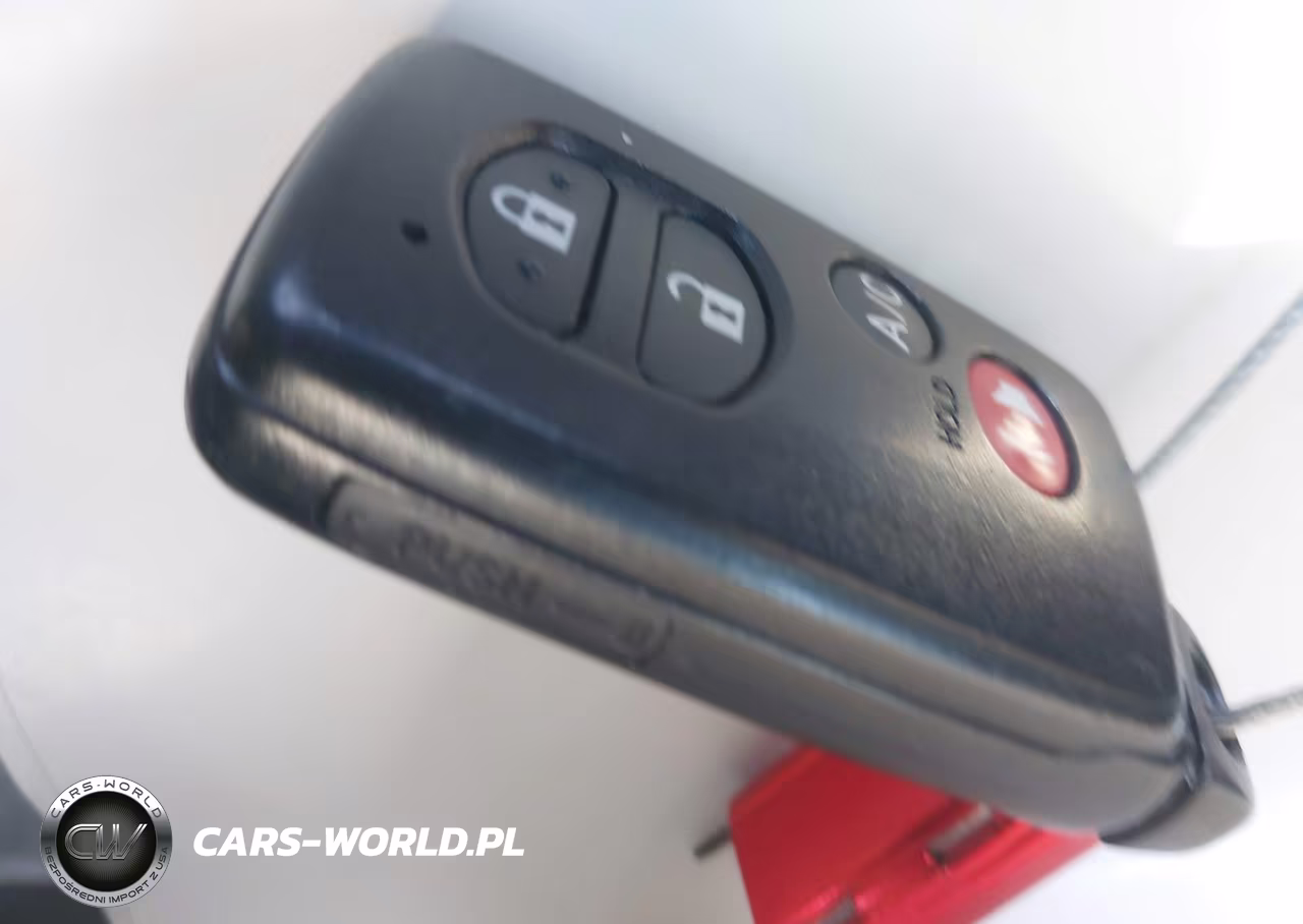 2012 Toyota Prius Four VIN:JTDKN3DU7C1573386 - 11