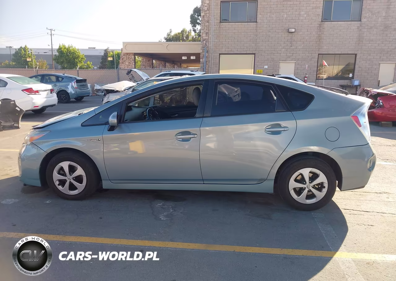 2012 Toyota Prius Four VIN:JTDKN3DU7C1573386 - 15