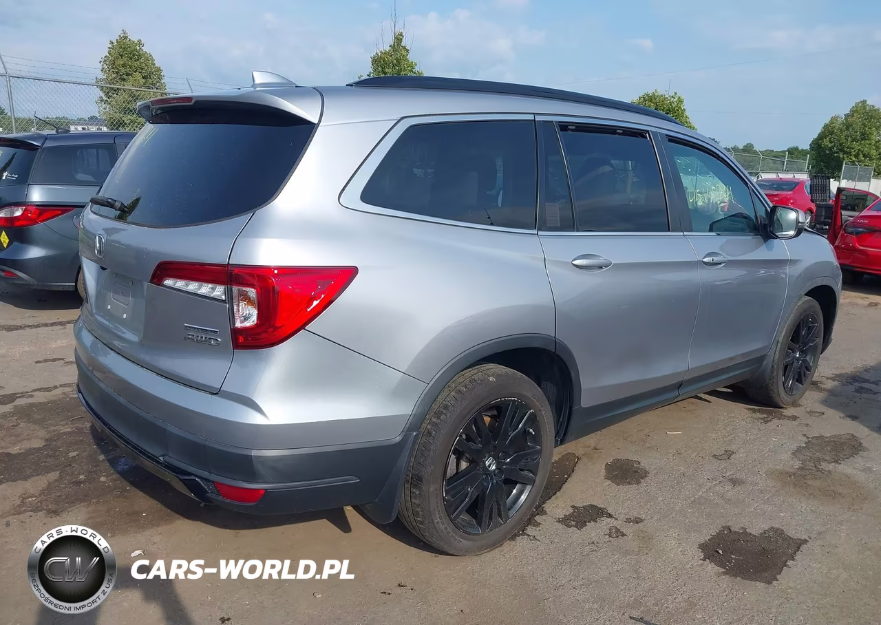 2021 Honda Pilot Awd Special Edition VIN:5FNYF6H27MB055448 - 4