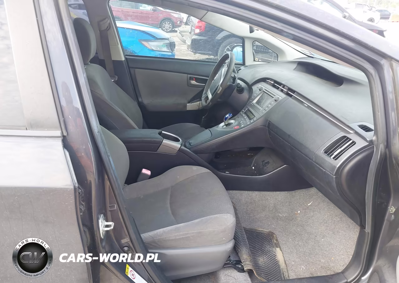 2012 Toyota Prius Three VIN:JTDKN3DU2C1489279 - 5