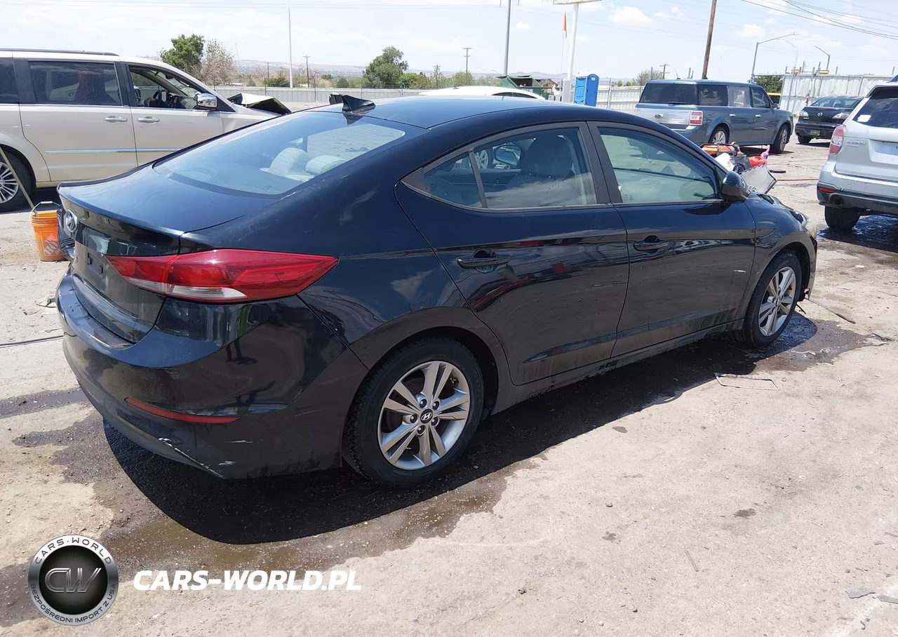 2017 Hyundai Elantra Se VIN:KMHD84LF9HU098351 - 4