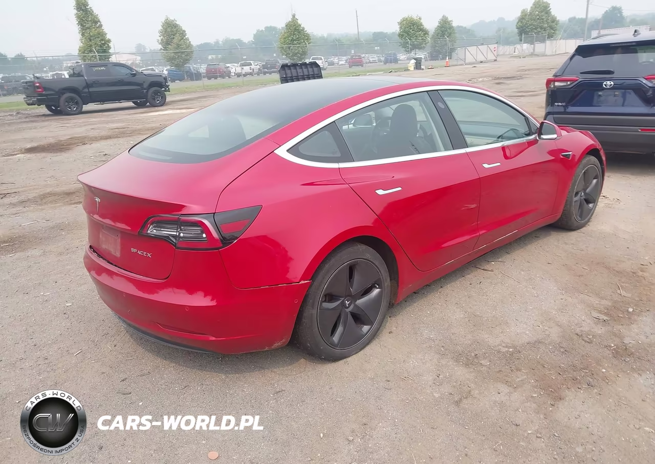 2018 Tesla Model 3 Long Range-Mid Range VIN:5YJ3E1EA6JF122970 - 4
