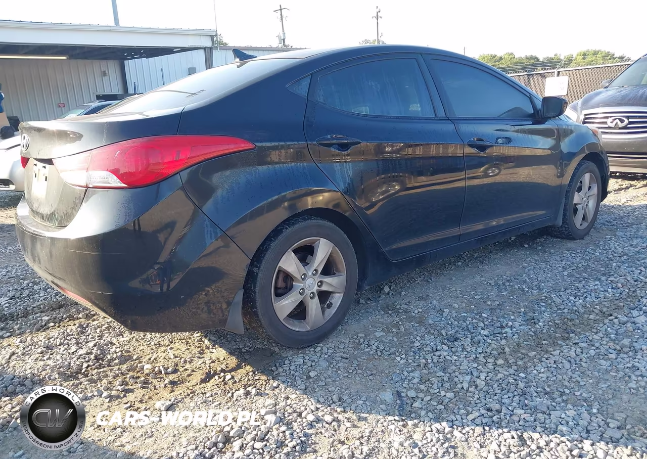 2013 Hyundai Elantra Gls VIN:KMHDH4AE6DU621135 - 4
