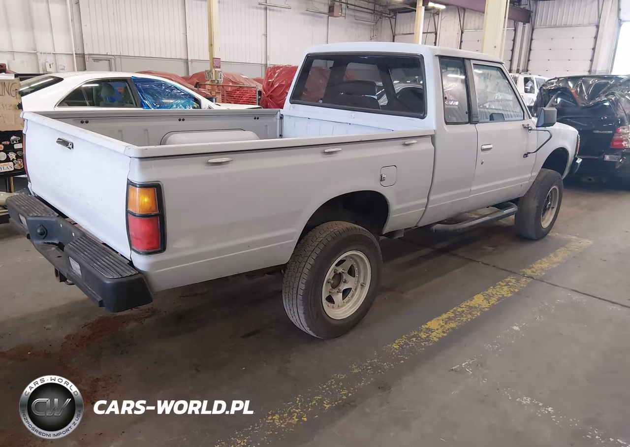 1984 Datsun 720 King Cab 4X4 VIN:JN6ND06YXEW018045 - 4