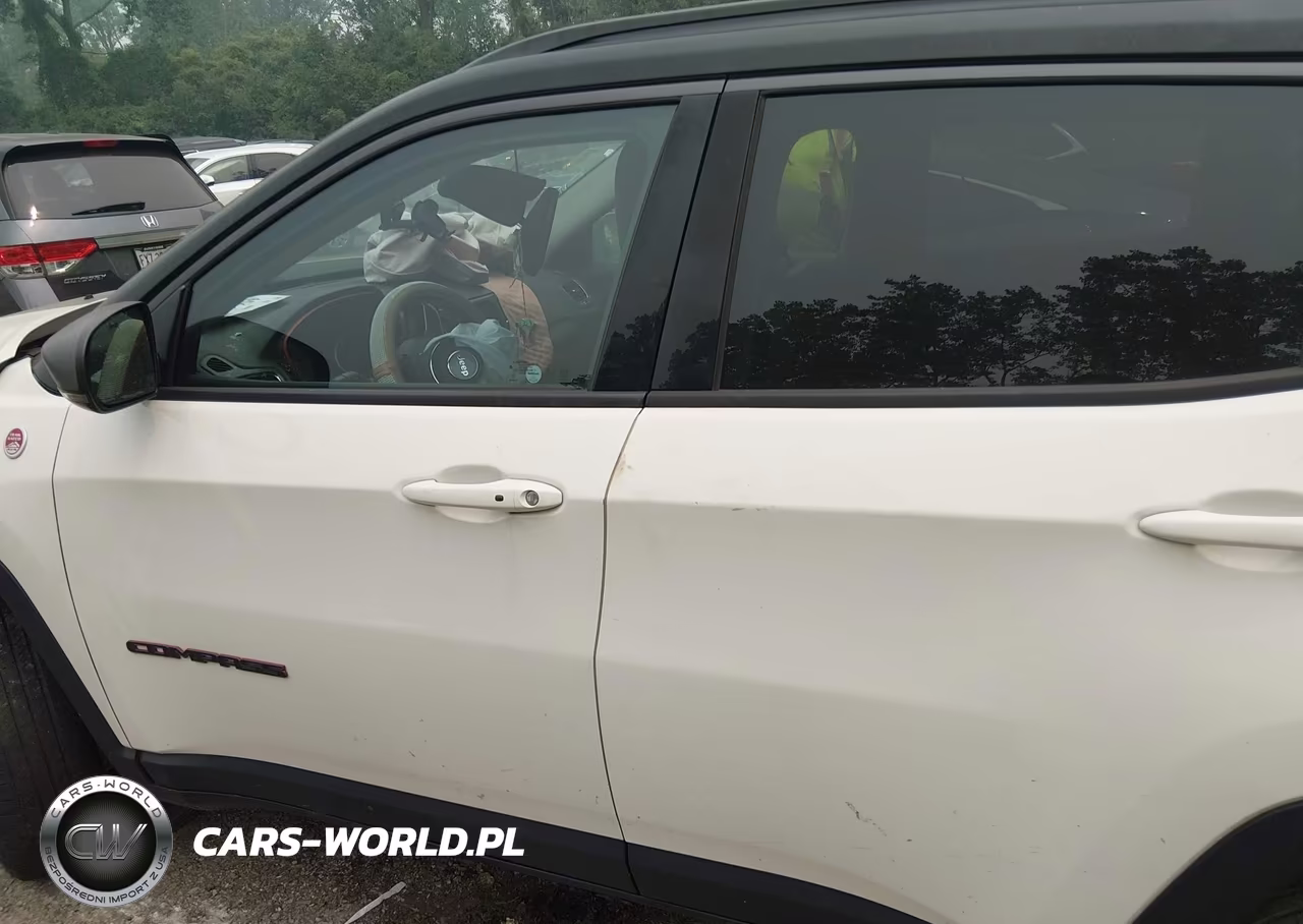 2019 Jeep Compass Trailhawk 4X4 VIN:3C4NJDDB3KT650534 - 14