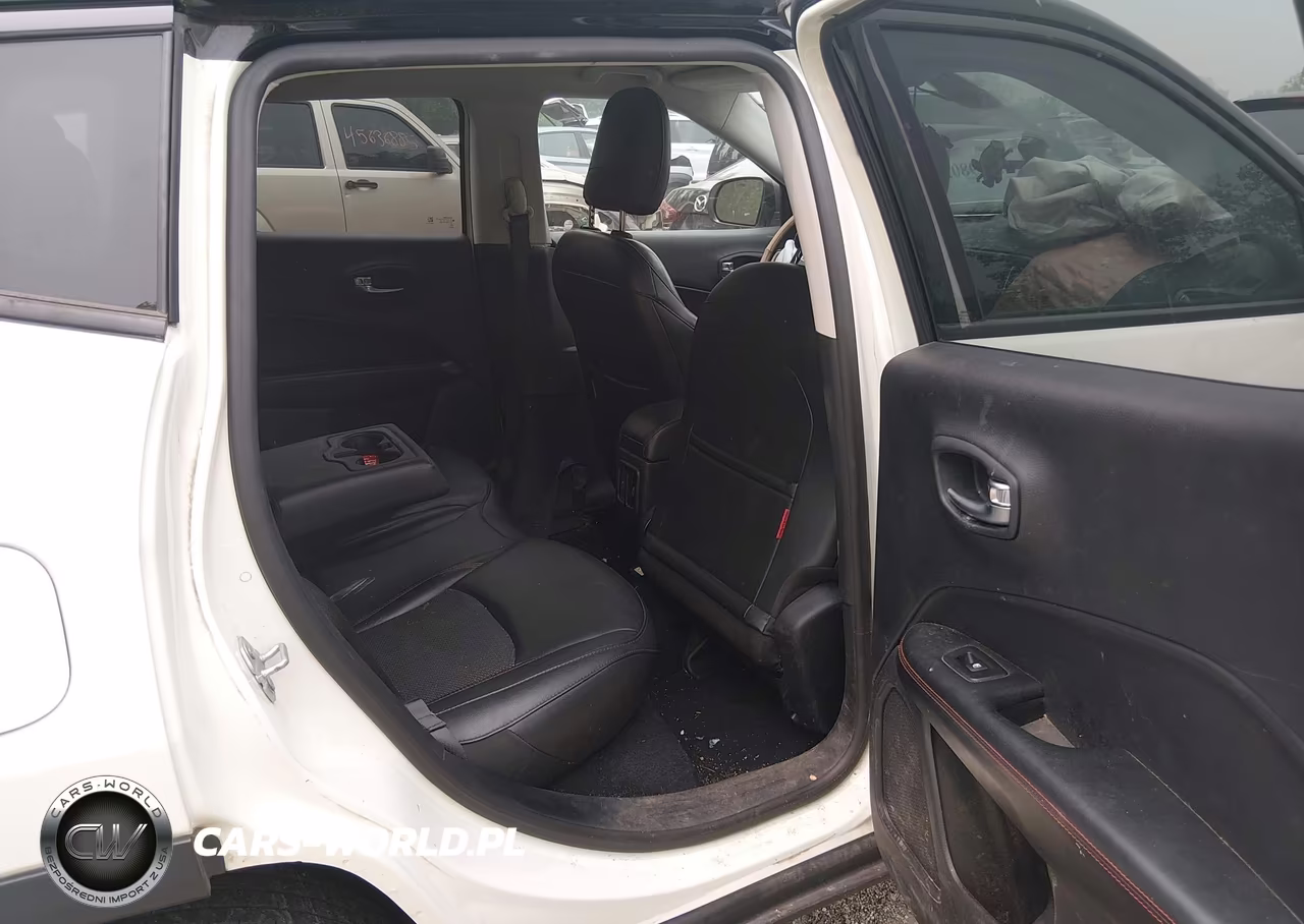 2019 Jeep Compass Trailhawk 4X4 VIN:3C4NJDDB3KT650534 - 8