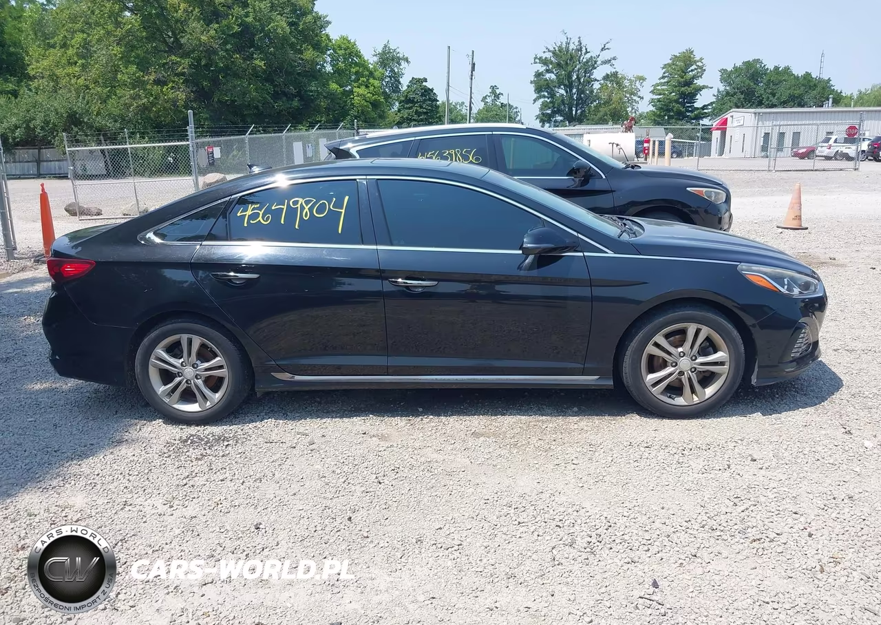 2018 Hyundai Sonata Sport VIN:5NPE34AF0JH686309 - 13