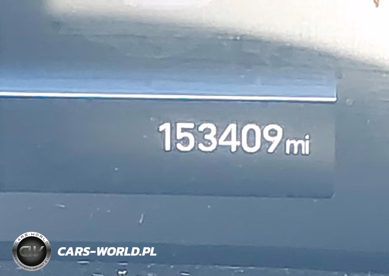 2018 Hyundai Sonata Sport VIN:5NPE34AF0JH686309 - 15