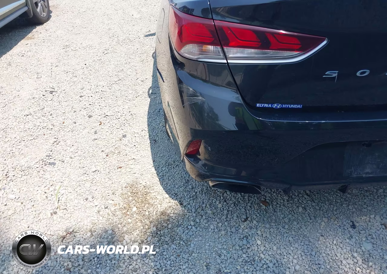 2018 Hyundai Sonata Sport VIN:5NPE34AF0JH686309 - 17