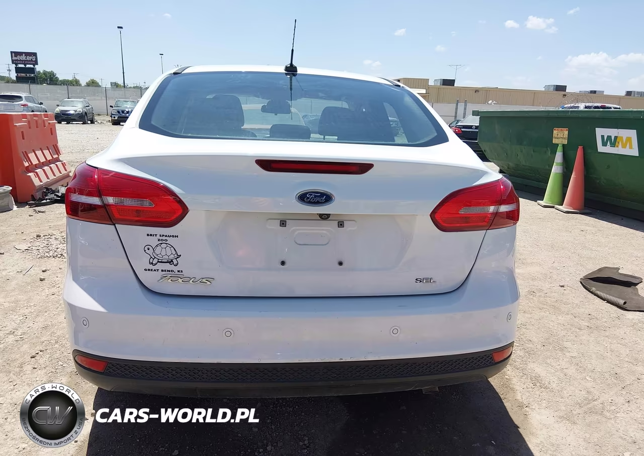 2018 Ford Focus Sel VIN:1FADP3H23JL282645 - 16