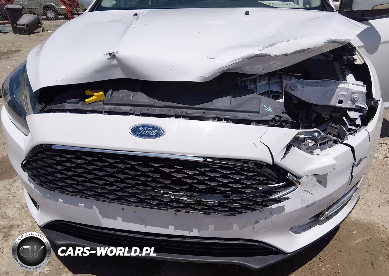 2018 Ford Focus Sel VIN:1FADP3H23JL282645 - 6
