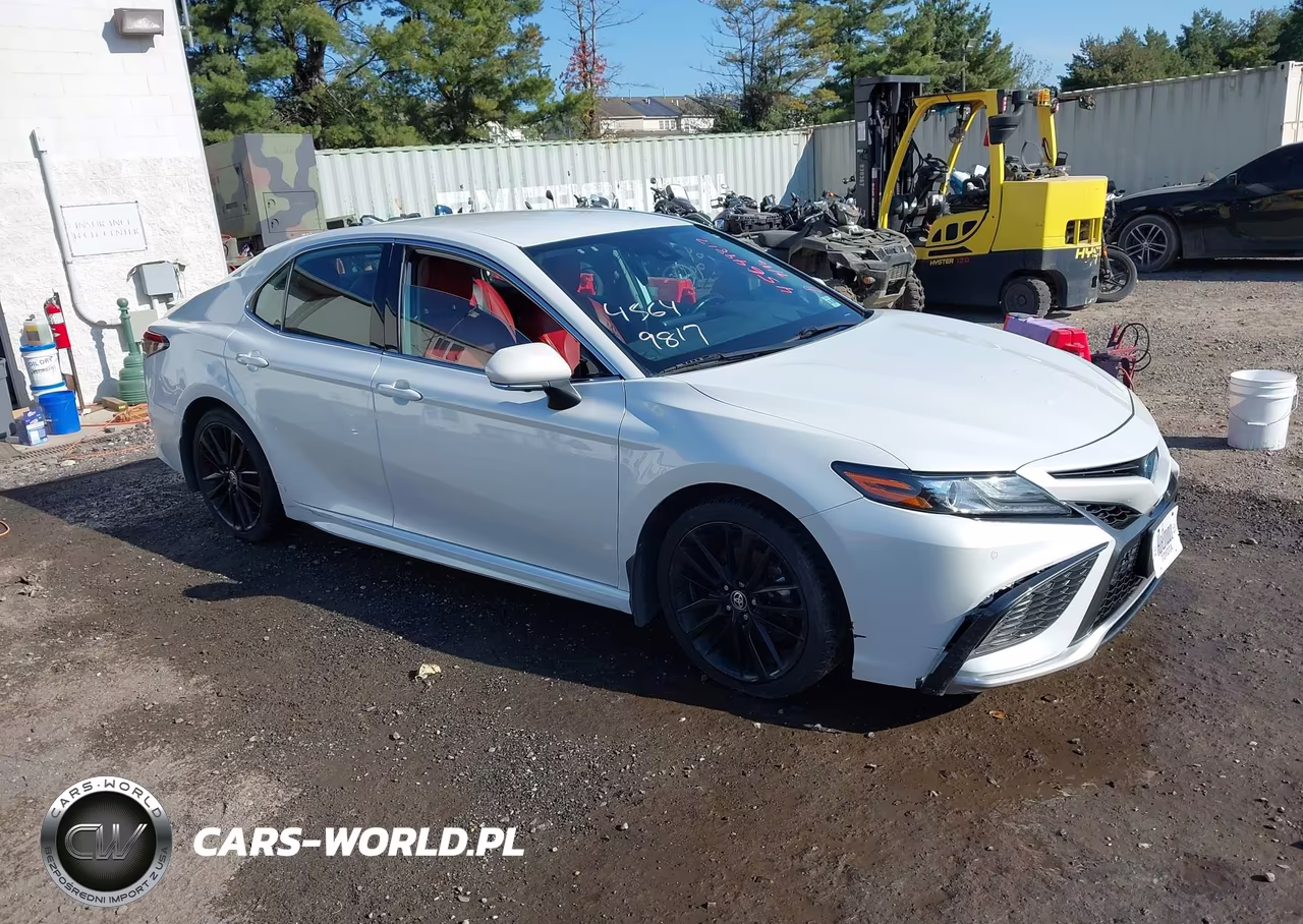 2022 Toyota Camry Xse Hybrid – zdjęcie 1 z 16