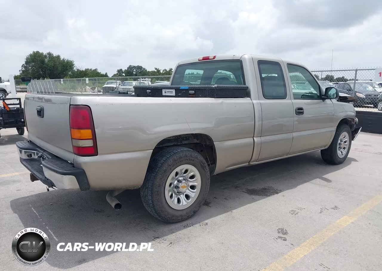 2002 Chevrolet Silverado 1500 VIN:2GCEC19W321327848 - 4