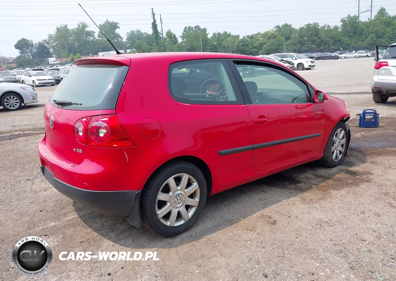 2008 Volkswagen Rabbit S VIN:WVWBB71K38W157669 - 4