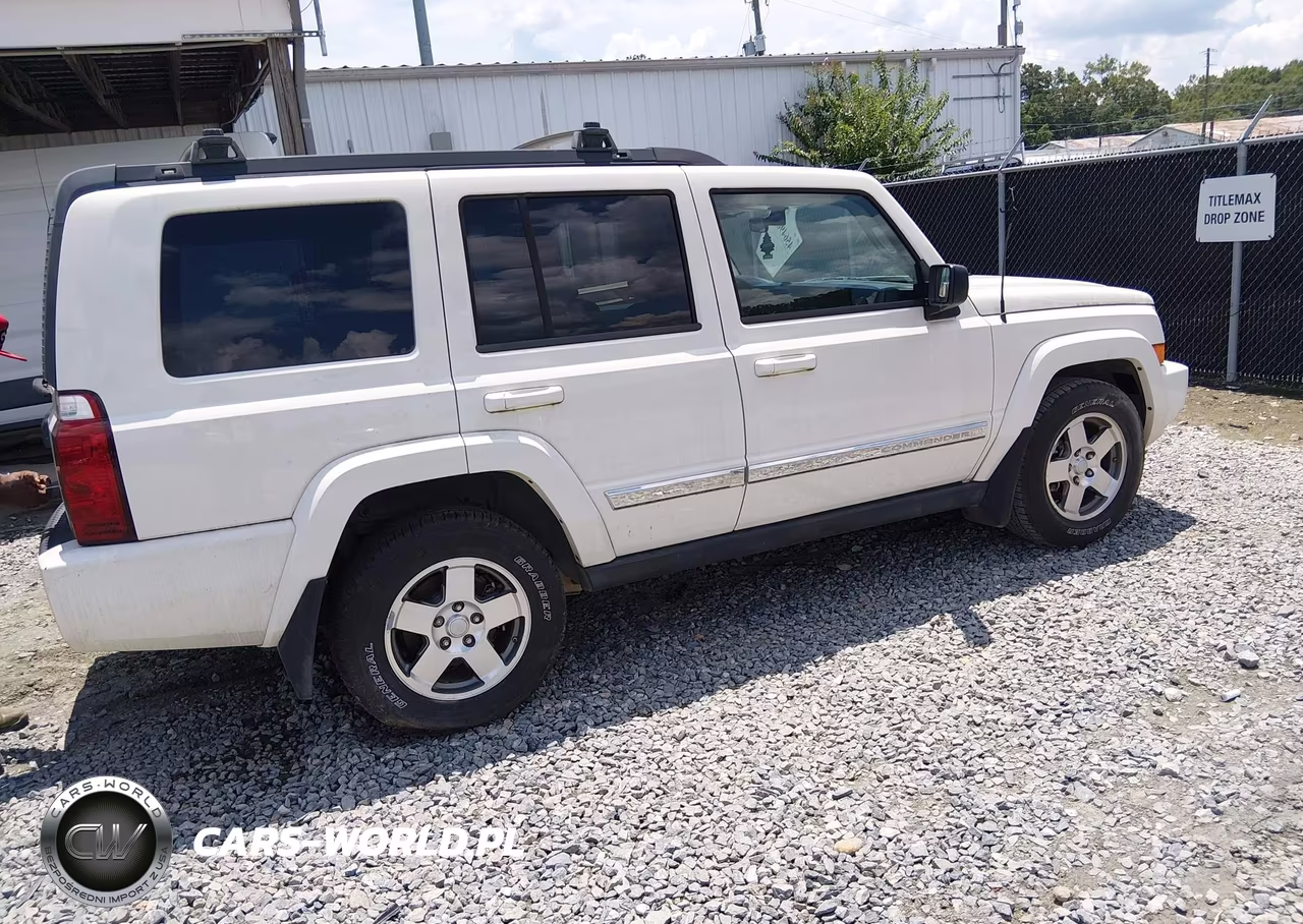 2010 Jeep Commander Sport VIN:1J4RH4GK3AC157658 - 4