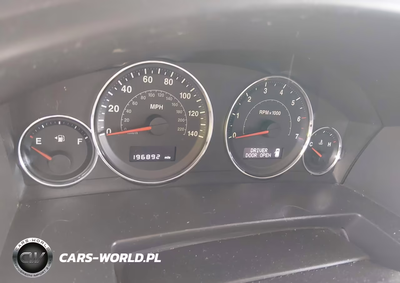 2010 Jeep Commander Sport VIN:1J4RH4GK3AC157658 - 7