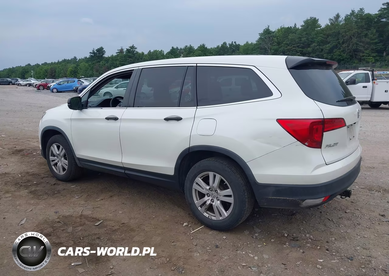 2018 Honda Pilot Lx VIN:5FNYF6H14JB051926 - 3
