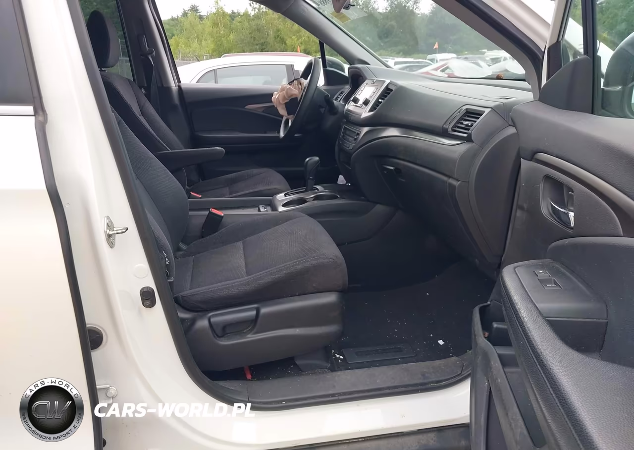 2018 Honda Pilot Lx VIN:5FNYF6H14JB051926 - 5
