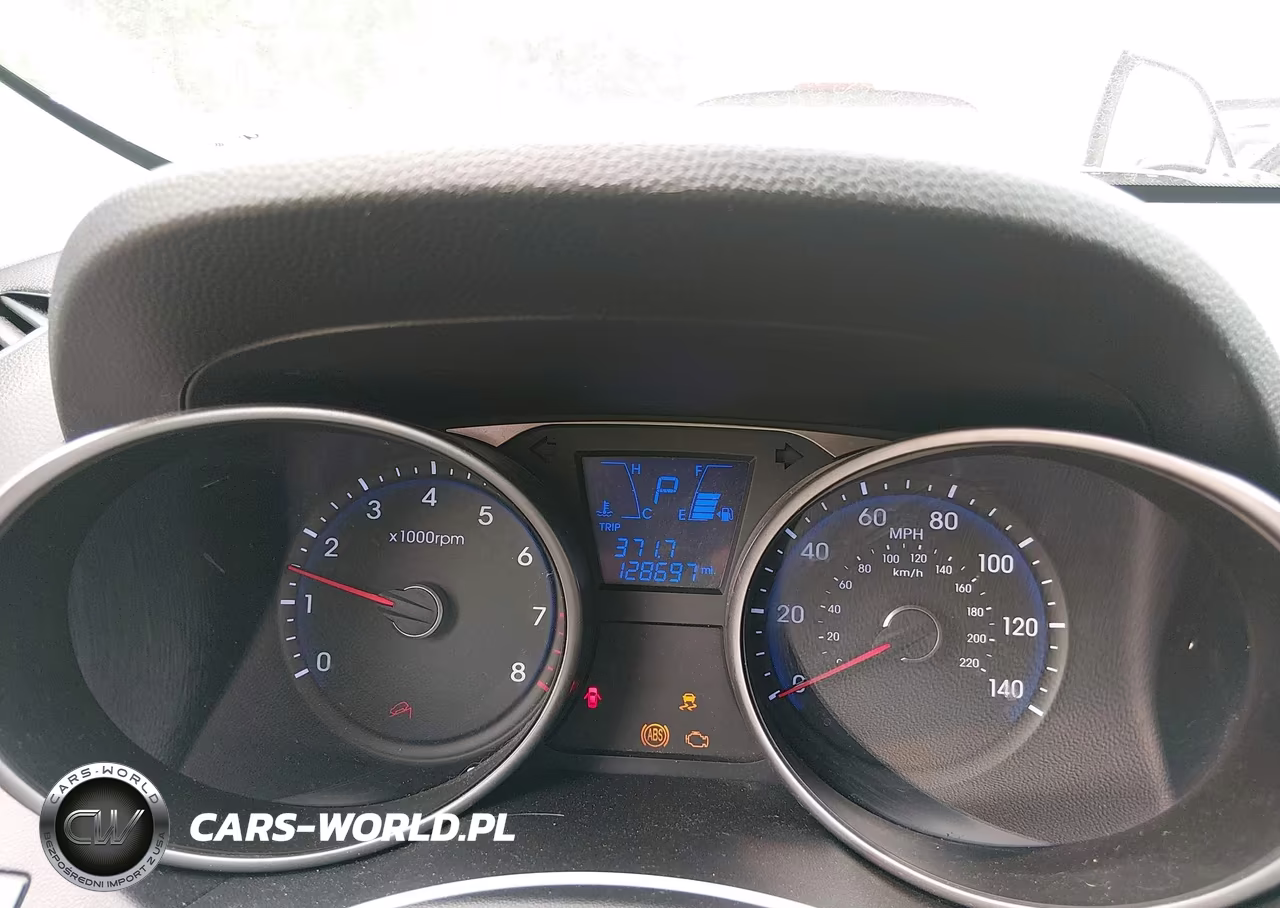 2011 Hyundai Tucson Gls VIN:KM8JU3AC0BU226131 - 7