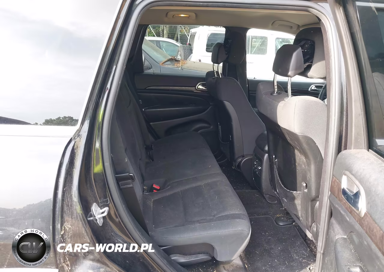 2013 Jeep Grand Cherokee Laredo VIN:1C4RJEAG9DC516942 - 8