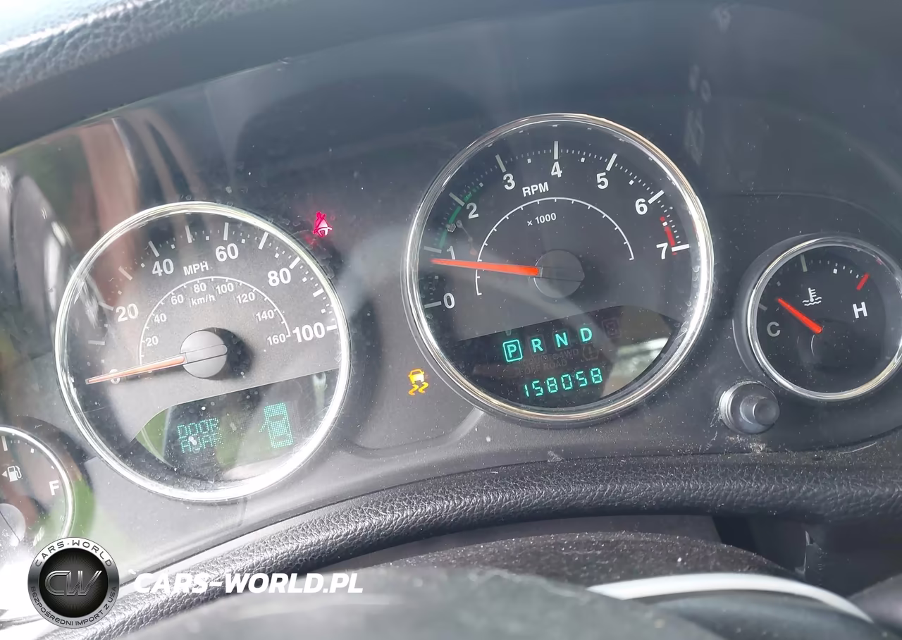 2013 Jeep Wrangler Sport VIN:1C4AJWAG6DL649807 - 5