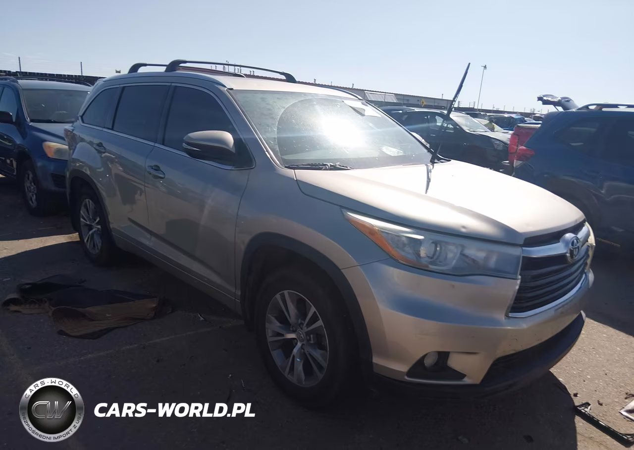 2015 Toyota Highlander Xle V6 VIN:5TDJKRFH2FS198960 - 13