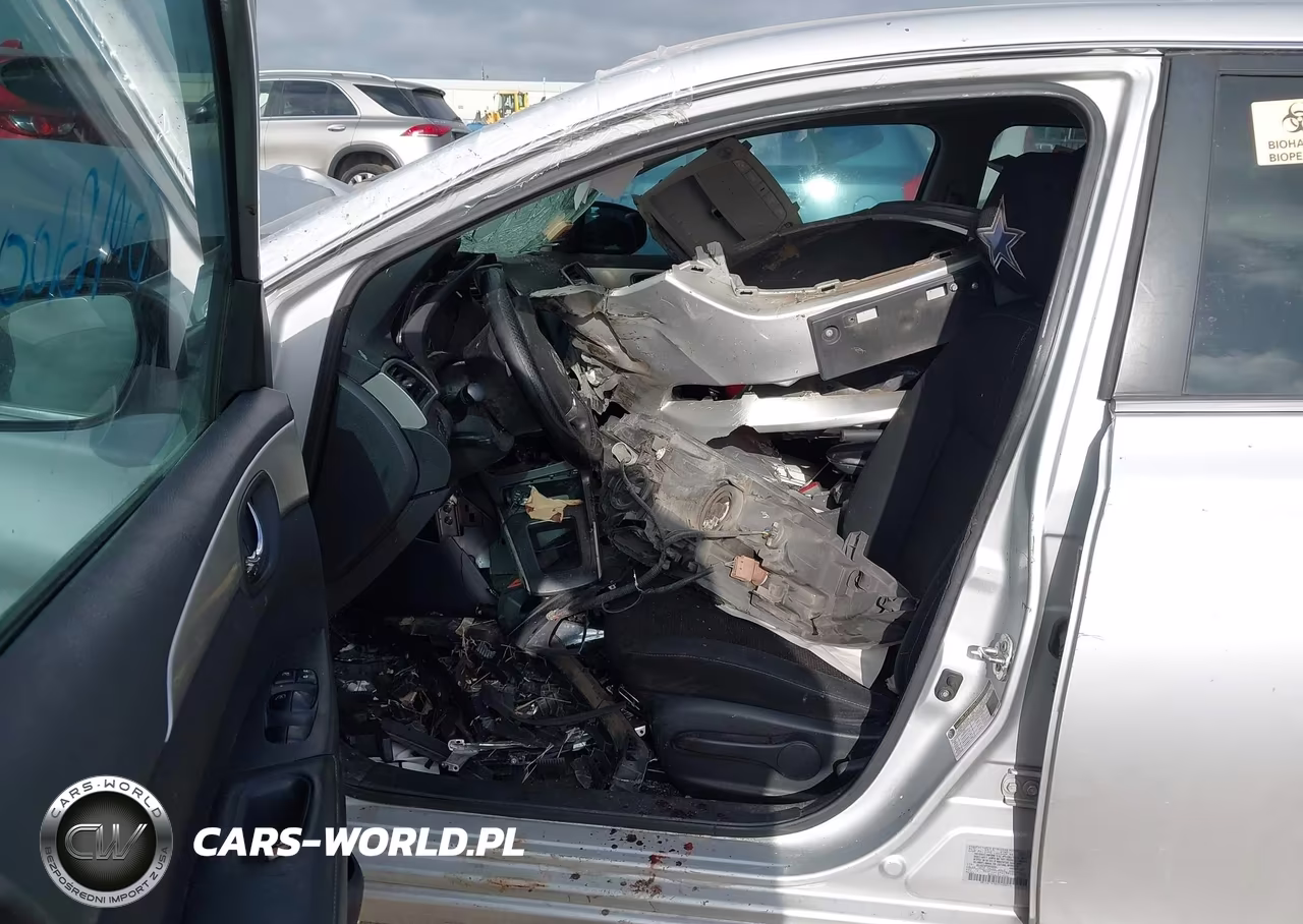2017 Nissan Sentra S VIN:3N1AB7AP8HY400041 - 5
